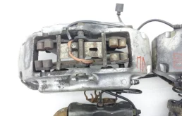 Суппорт задний левый для Audi Q7 2015 года на фотографиях