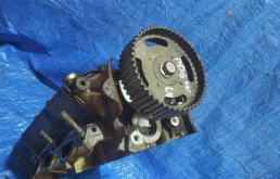 ГБЦ для Mitsubishi Pajero 2001 года на фотографиях