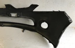 Бампер передний для Mitsubishi Grandis 2008 года на фотографиях