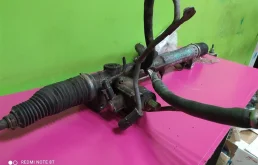 Рулевая рейка для Audi Q5 2008 года на фотографиях