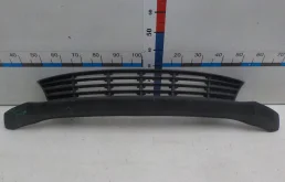 Фартук переднего бампера для Kia Rio на фотографиях