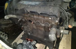 Двигатель без навесного для Rover 45 на фотографиях