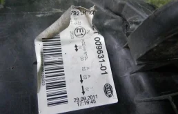 Фара ксенон левая для Opel Insignia 2013 года на фотографиях