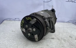 Компрессор кондиционера для Jaguar XF 2013 года на фотографиях