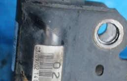 Амортизатор передний левый для Toyota Corolla на фотографиях