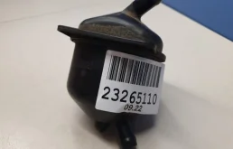 Бачок ГУР для Audi A8 2010 года на фотографиях