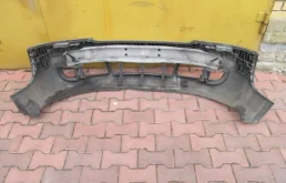 Бампер для Audi A6 1999 года на фотографиях