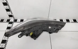 Фара левая для Hyundai Grand Santa Fe на фотографиях