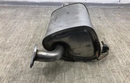 Задняя часть глушителя для Subaru Forester на фотографиях