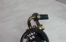 Блок цилиндров ДВС (без ГБЦ) для Nissan Fuga на фотографиях