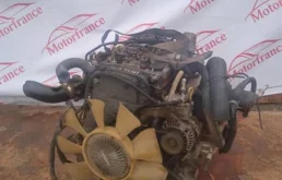 Двигатель без навесного для Ford Ranger 2010 года на фотографиях