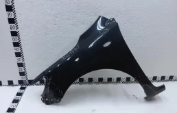 Крыло левое для Toyota Corolla 2005 года на фотографиях