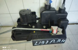 Замок двери передний правый для SsangYong Actyon CK 2010-2013