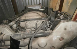 Двигатель без навесного для Audi A8 на фотографиях