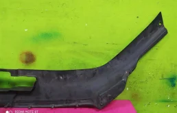 Усилитель переднего бампера для Audi Q7 2013 года на фотографиях