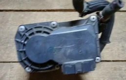 Дроссельная заслонка для Toyota RAV4 2015 года на фотографиях