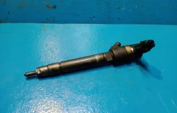 Форсунка топливная для Volvo XC90 на фотографиях