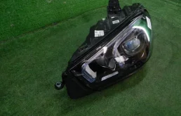 Фара левая для Mercedes-Benz GLE class 2024 года на фотографиях