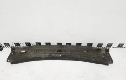 Панель радиатора (телевизор) для Mercedes-Benz GL class 2008 года на фотографиях