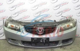 Бампер передний для Honda Accord 2003 года на фотографиях