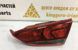 Фонарь внутренний правый для Hyundai Solaris 2021 года на фотографиях