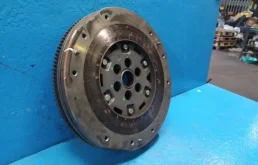 Маховик для Nissan X-Trail 2014 года на фотографиях