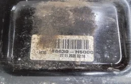 Усилитель бампера задний нижний для Hyundai Solaris на фотографиях