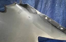 Крылья для Toyota Alphard 2005 года на фотографиях