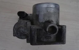 Дроссельная заслонка для Skoda Rapid 2015 года на фотографиях