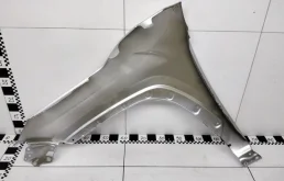 Крыло правое для Toyota RAV4 2024 года на фотографиях