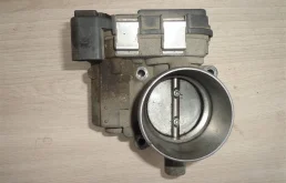 Дроссельная заслонка для Skoda Rapid 2015 года на фотографиях