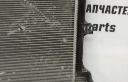 Радиатор охлаждения ДВС для BMW 3er 2018 года на фотографиях