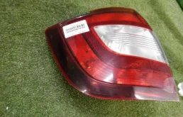 Фонарь левый для Skoda Rapid 2018 года на фотографиях