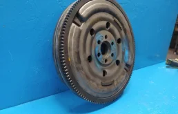 Маховик для Nissan X-Trail на фотографиях