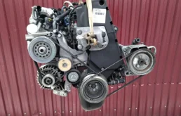 Двигатель без навесного для Fiat Doblo 2008 года на фотографиях