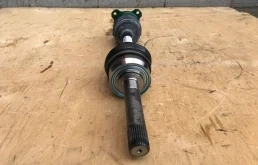 Привод передний правый для Mitsubishi Pajero Sport на фотографиях