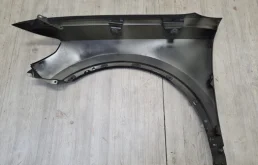 Крыло правое для Audi Q3 2025 года на фотографиях