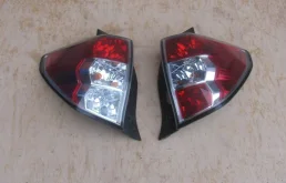 Фонарь правый для Subaru Forester на фотографиях