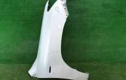 Крыло переднее правое для Lexus LX J100 1998-2007