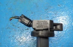 Катушка зажигания для Toyota RAV4 на фотографиях