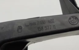 Кронштейн правой фары нижний для BMW 3er на фотографиях