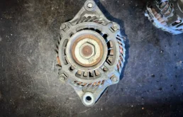 генератор  для Nissan Tino V10 JDM 1998-2003