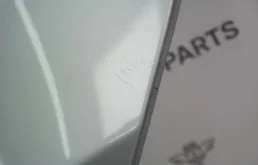 Крыло правое для BMW 7er 2012 года на фотографиях