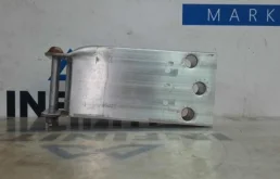 Кронштейн усилителя переднего бампера ЛЕВЫЙ для Infiniti QX 30 2015+