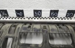 Кожух замка капота для Hyundai Solaris 2018 года на фотографиях