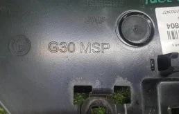 Кронштейн заднего бампера правый для BMW 5er 2019 года на фотографиях