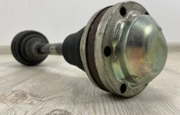 Привод передний левый для Volkswagen Tiguan 2007 года на фотографиях