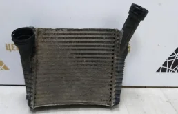 Радиатор интеркулера правый для Volkswagen Touareg II (7P5) Rest 2014-2018