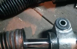 Рулевая рейка для Opel Zafira 2005 года на фотографиях