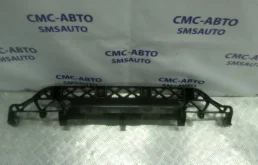 Кронштейн заднего бампера левый для Audi Q7 на фотографиях